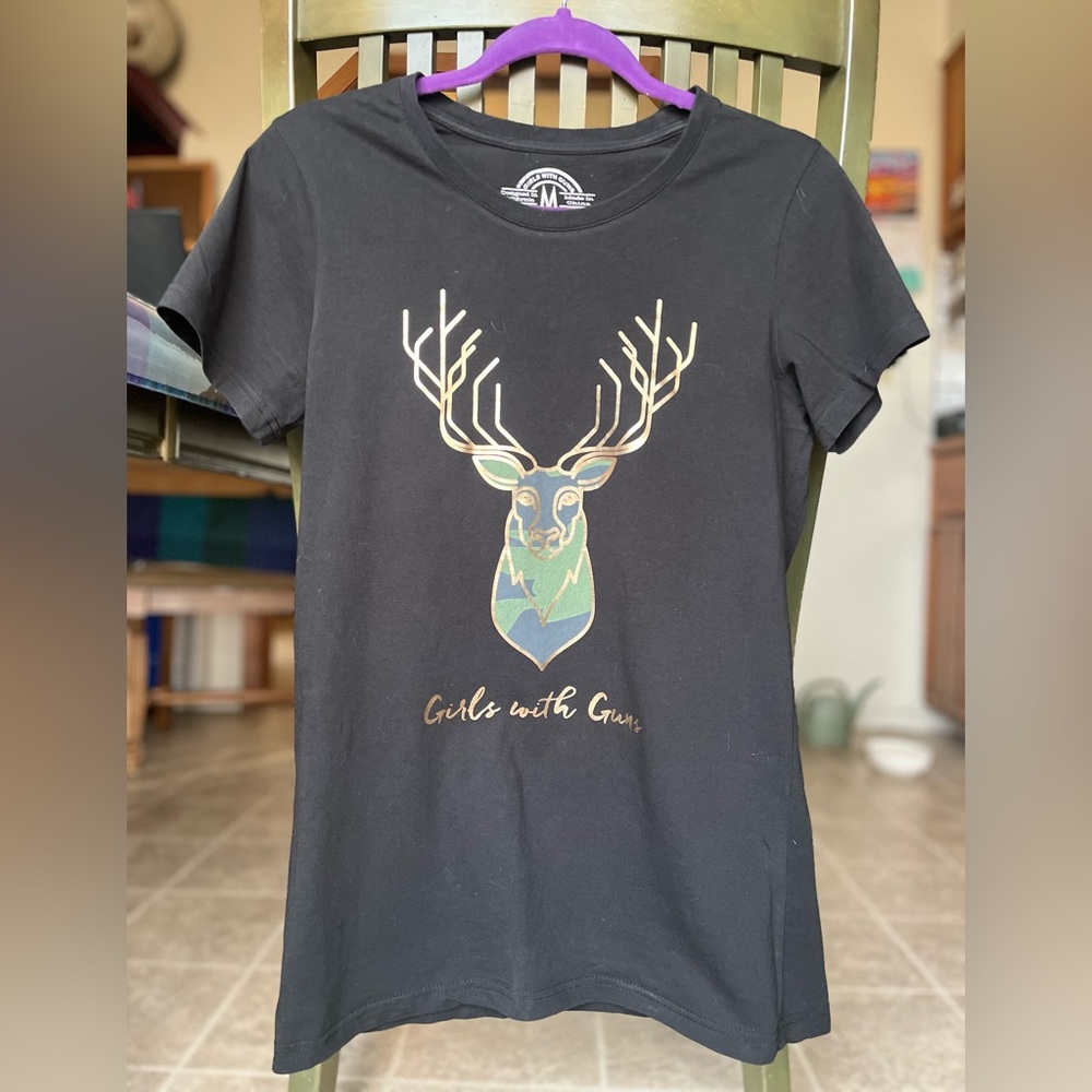 Girls with Guns cap sleeve tee shirt size M